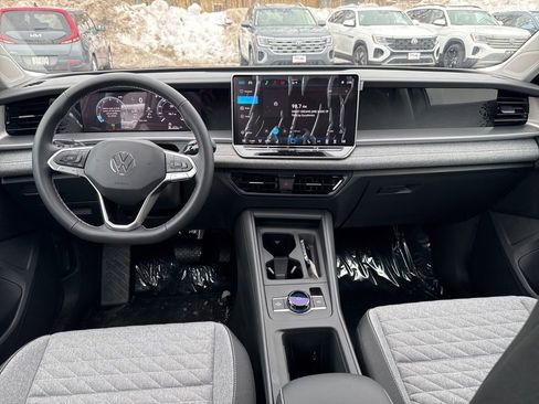 New 2026 Volkswagen Tiguan S image 10