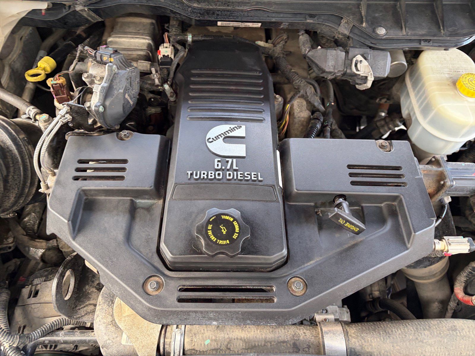 Used 2015 RAM 2500 SLT w/ Luxury Group AWD/4WD image 28