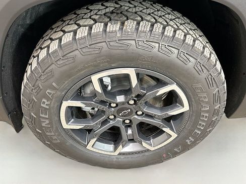 New 2026 Chevrolet Equinox ACTIV AWD/4WD image 31