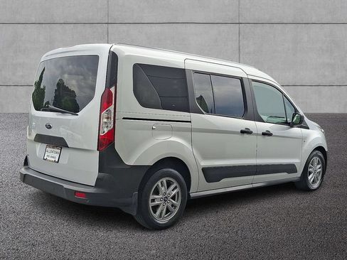 Used 2022 Ford Transit Connect XL FWD image 4
