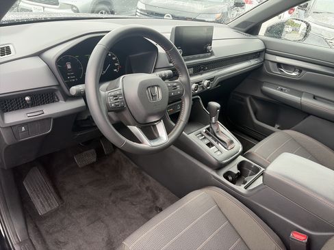 Used 2025 Honda CR-V Sport image 18