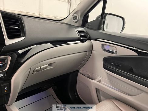 Used 2017 Honda Ridgeline RTL-E image 41
