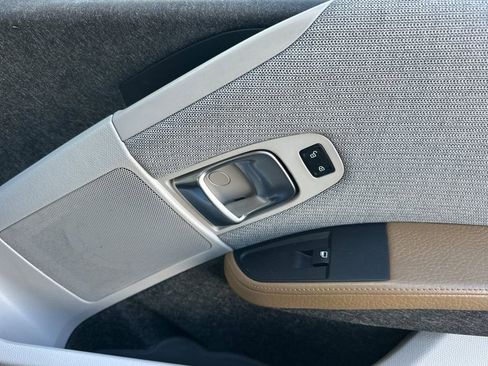 Used 2014 BMW i3 image 18