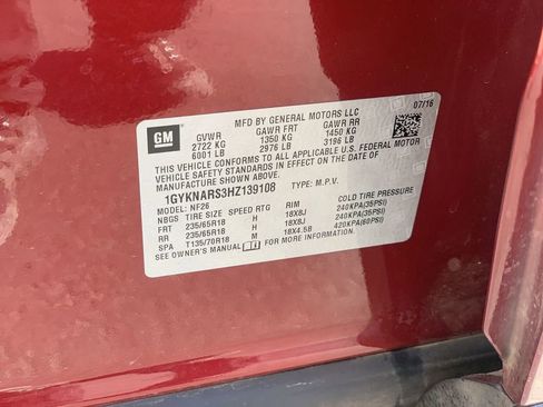 Certified 2017 Cadillac XT5 Base image 32