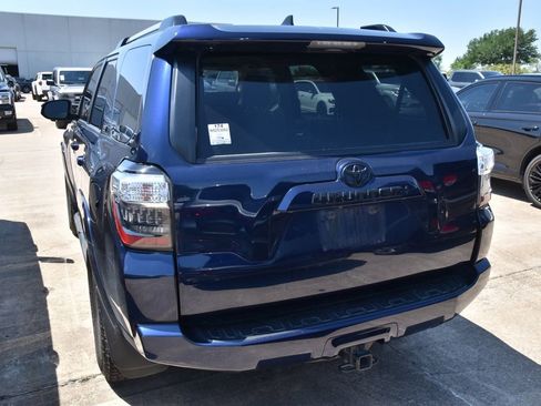 Used 2022 Toyota 4Runner SR5 RWD image 7