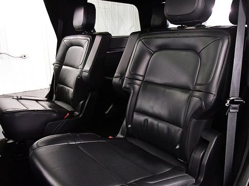 Used 2024 Lincoln Navigator Premiere image 29