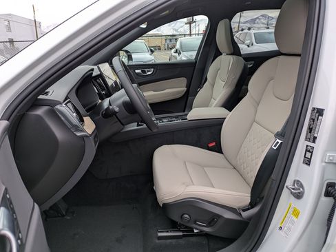 New 2026 Volvo XC60 B5 Plus w/ Protection Package Premier image 15