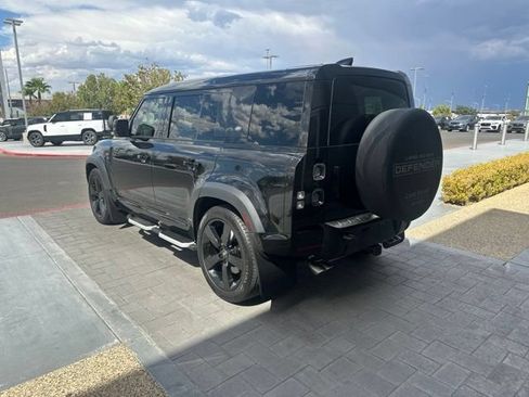 Used 2023 Land Rover Defender 110 V8 AWD/4WD image 7