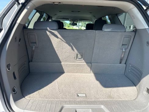 Used 2014 Chevrolet Traverse LS FWD image 7