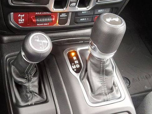 New 2026 Jeep Wrangler Unlimited Sport AWD/4WD image 10