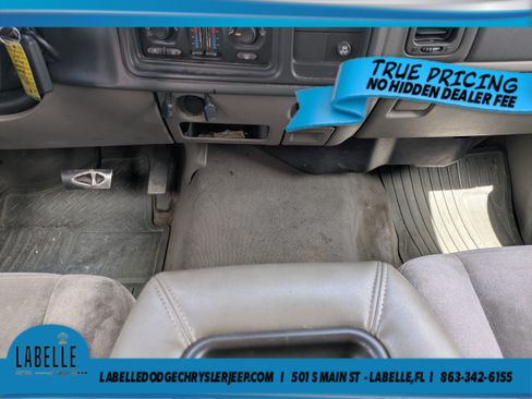 Used 2006 Chevrolet Avalanche Z66 w/ Preferred Equipment Group RWD image 18