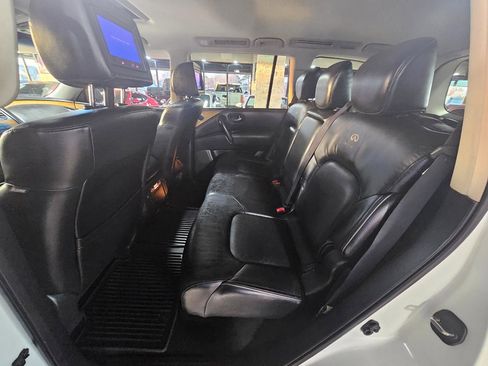 Used 2014 INFINITI QX80 4WD w/ Theater Package image 22