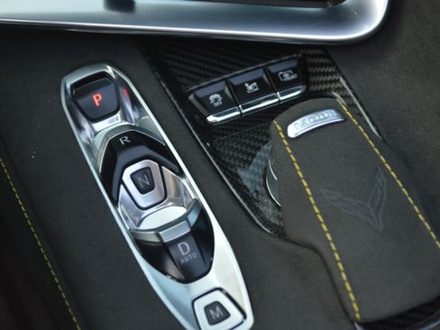 Used 2023 Chevrolet Corvette Stingray Premium Conv w/ Z51 Performance Package RWD image 24