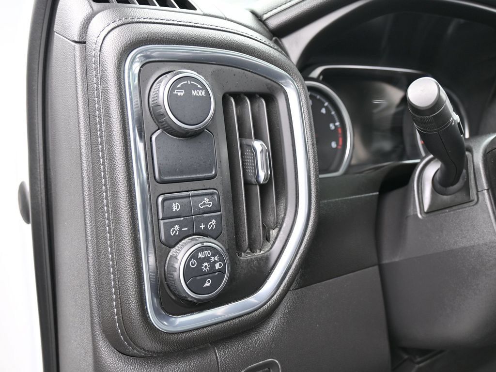 Used 2021 Chevrolet Silverado 1500 High Country RWD image 15