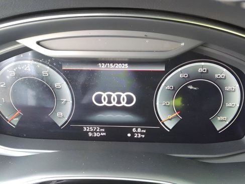 Used 2023 Audi Q8 Premium Plus AWD/4WD image 17