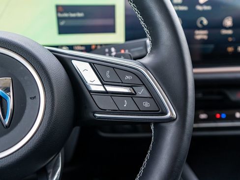 Used 2025 Buick Envision Sport Touring image 24