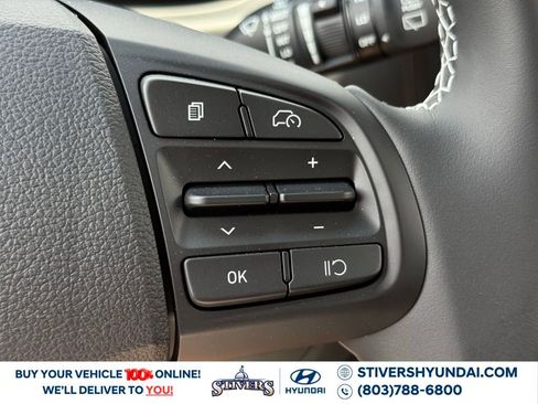 Certified 2025 Hyundai Venue Limited image 25