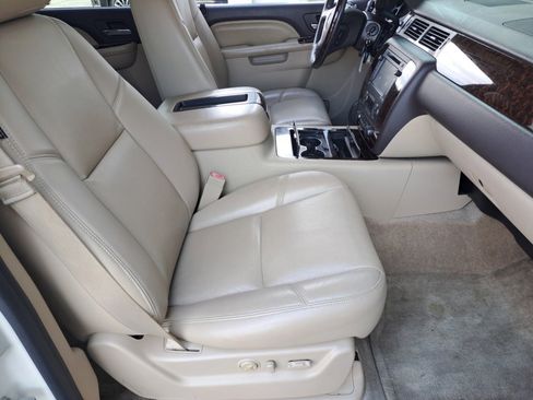 Used 2013 GMC Yukon Denali AWD/4WD image 14