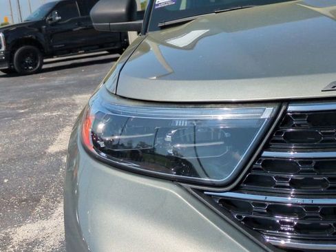 Certified 2020 Ford Explorer XLT w/ Equipment Group 202A image 10