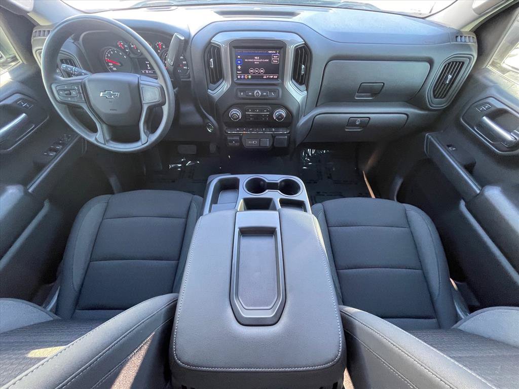 Used 2026 Chevrolet Silverado 1500 Custom Trail Boss w/ LPO, Dark Essentials Package AWD/4WD image 11