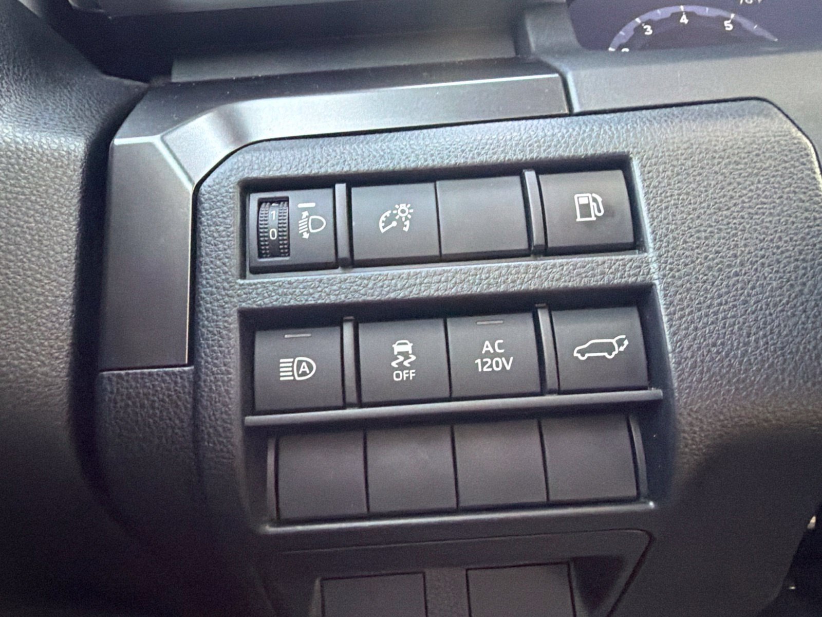 Used 2025 Toyota 4Runner TRD Sport Premium AWD/4WD image 17