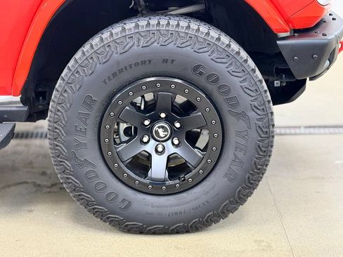 Used 2025 Ford Bronco Stroppe Edition AWD/4WD image 4