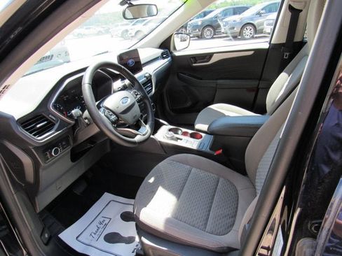 Used 2022 Ford Escape SE w/ Convenience Package AWD/4WD image 8