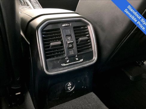 Used 2020 Porsche Macan S image 31