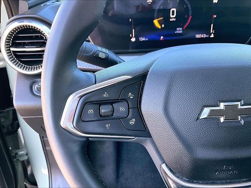 Used 2025 Chevrolet Trax ACTIV w/ Driver Confidence Package image 17