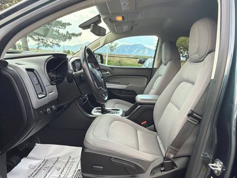 Used 2019 Chevrolet Colorado LT AWD/4WD image 23