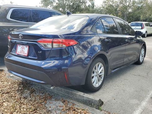 Used 2021 Toyota Corolla LE w/ LE Convenience Package image 6