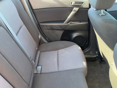 Used 2010 MAZDA MAZDA3 i Sport image 13