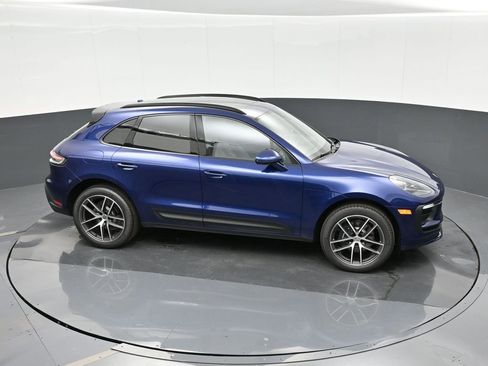 New 2026 Porsche Macan image 31