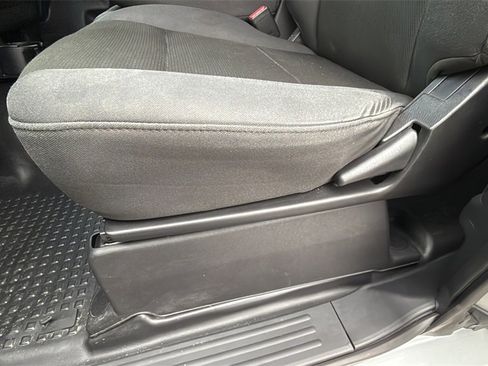 Used 2013 Nissan Titan S image 12