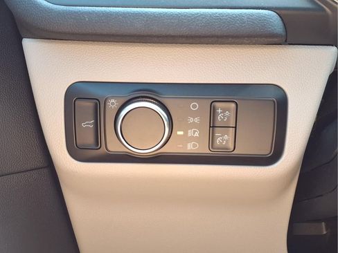 Used 2024 Ford Escape Active AWD/4WD image 10