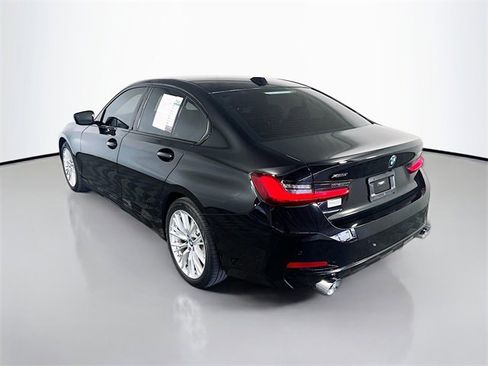 Used 2023 BMW 330i xDrive Sedan w/ Driving Assistance Package image 5