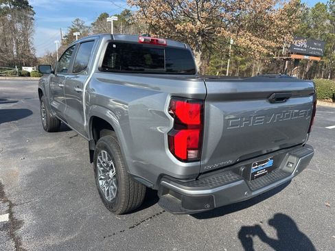 Used 2024 Chevrolet Colorado LT w/ LT Convenience Package III image 5