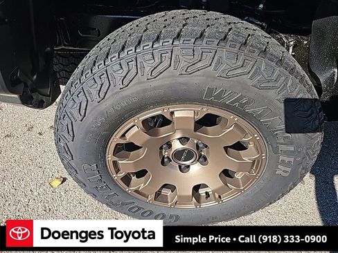 New 2025 Toyota Tacoma Trailhunter image 32