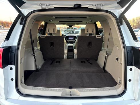 Used 2018 GMC Acadia Denali w/ Technology Package image 17