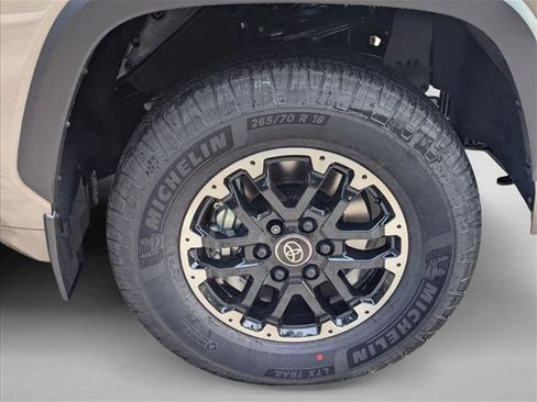 New 2026 Toyota Tundra SR5 AWD/4WD image 9