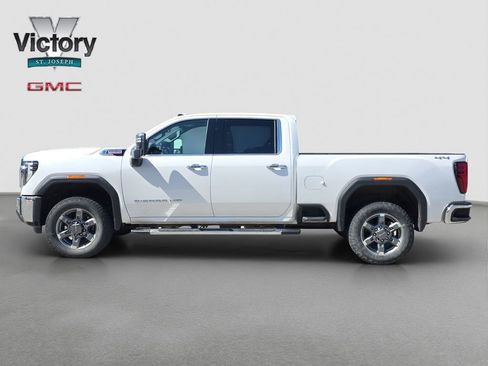 Used 2025 GMC Sierra 2500 SLT w/ SLT Premium Package AWD/4WD image 6