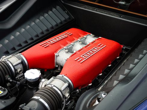 Used 2013 Ferrari 458 Italia Coupe RWD image 34