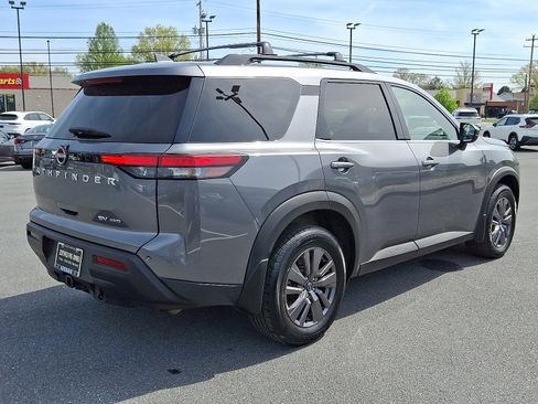 Certified 2023 Nissan Pathfinder SV w/ SV Premium Package AWD/4WD image 8