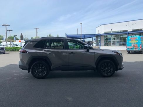 Used 2026 Toyota RAV4 XLE Premium w/ Weather Package AWD/4WD image 8