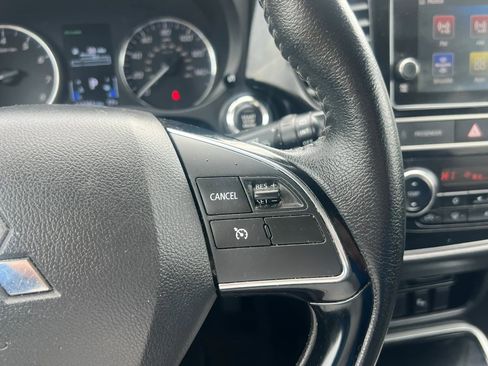 Used 2019 Mitsubishi Outlander SEL FWD image 20