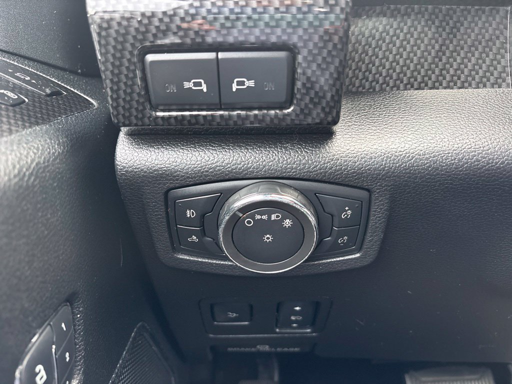 Used 2017 Ford F250 Lariat w/ Lariat Ultimate Package AWD/4WD image 29