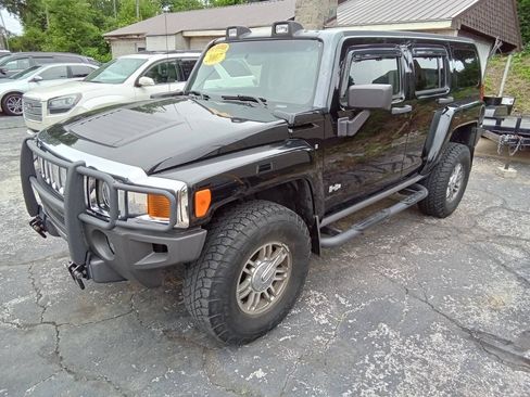 Used 2007 HUMMER H3 AWD/4WD image 1