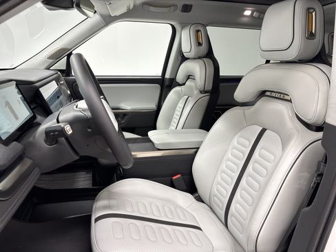 Used 2024 Rivian R1S Adventure AWD/4WD image 20
