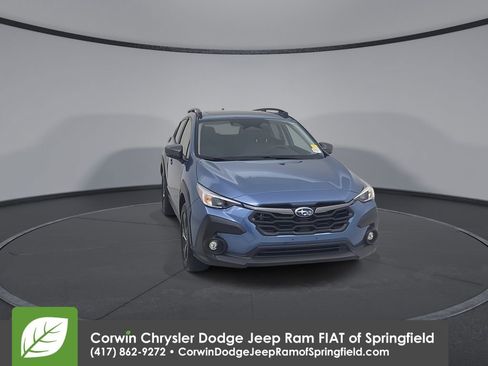 Used 2024 Subaru Crosstrek 2.0i Premium image 4