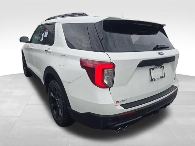 Used 2023 Ford Explorer ST w/ Technology Package AWD/4WD image 4